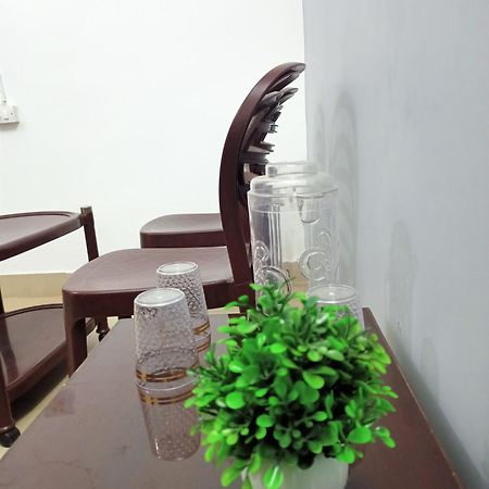 Girija Shail Bhavan Ayodhya Esterno foto